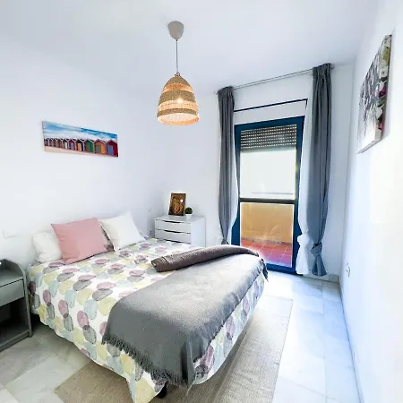 Apartamento 3 Dormitorios En Centro De Con Parking Privado