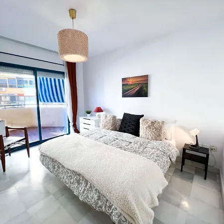 Apartment Apartamento 3 Dormitorios En Centro De Con Parking Privado Marbella