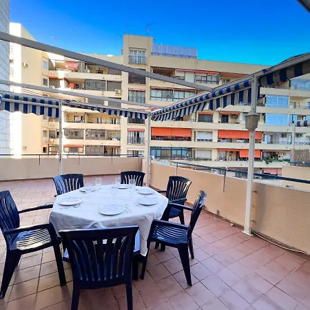 Apartamento 3 Dormitorios En Centro De Con Parking Privado