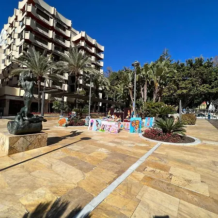 Apartment Apartamento 3 Dormitorios En Centro De Con Parking Privado *